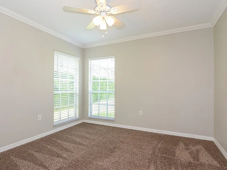 13240 Prince Cir — Photo 11