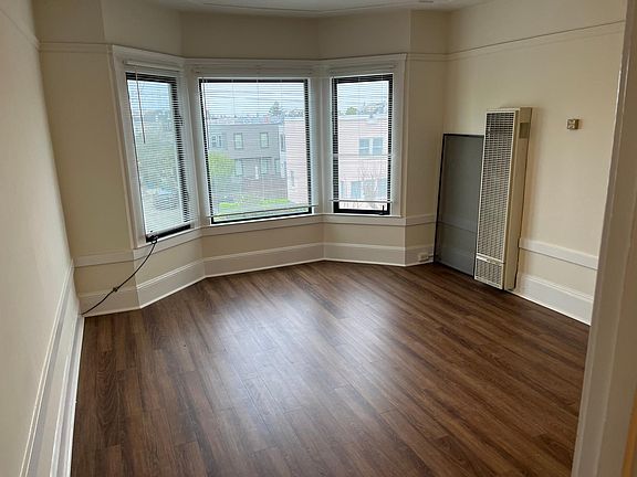 2nd image of 6625 California St #5