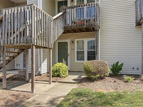 2nd image of 7 Seafarer Ct #A