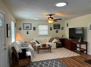 567 Bee Tree Rd, Swannanoa, NC 28778