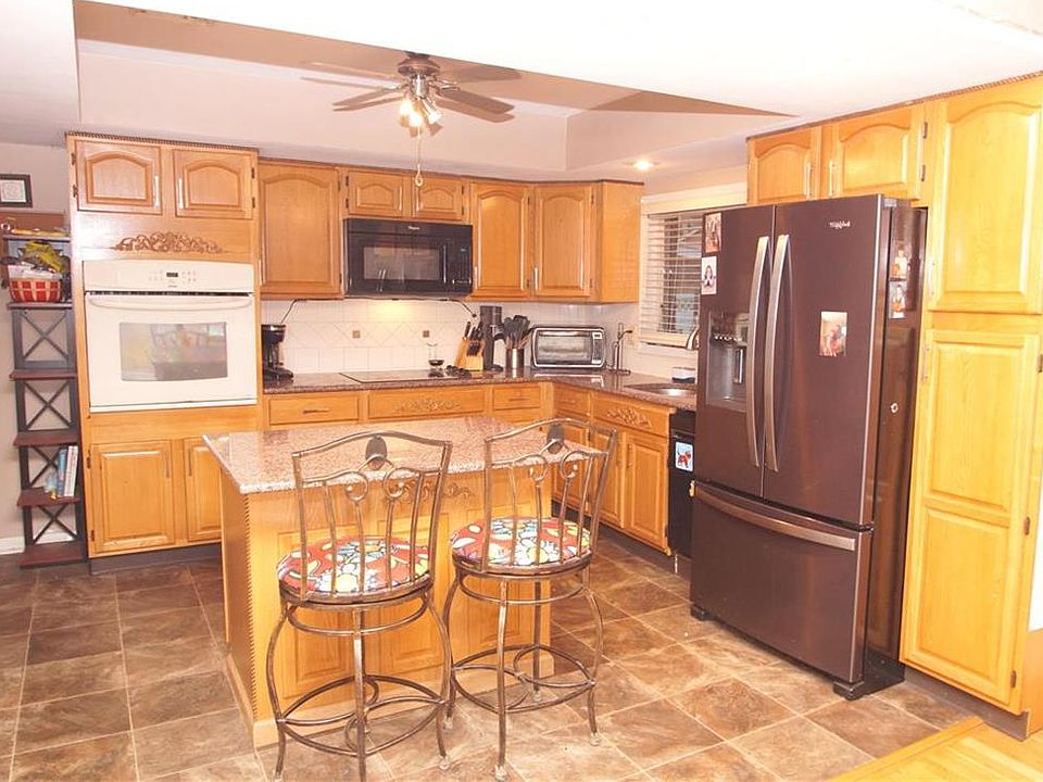 3158 Santee Rd, Bethlehem, PA 18020 Zillow