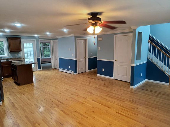 5th image of 28 Owens Drive #38