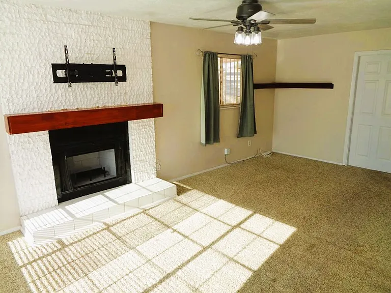 309 Turnstone Dr — Photo 6