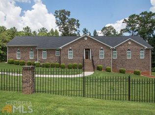 145 Banks Dr, Stockbridge, GA 30281