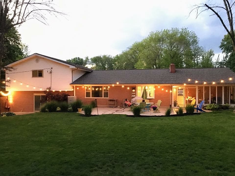 1st image of 2763 Lorrie Dr