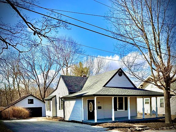 2nd image of 51 N Wood St