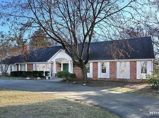 23 Pine Hill Rd, Old Tappan, NJ 07675