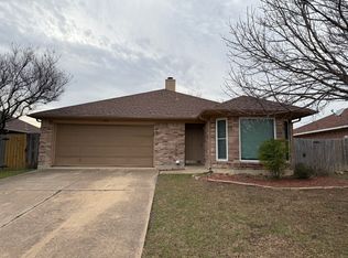 7204 Harris Meadows Dr, Arlington, TX 76002