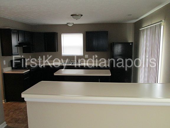 5th image of 6129 Lakeside Manor Ave