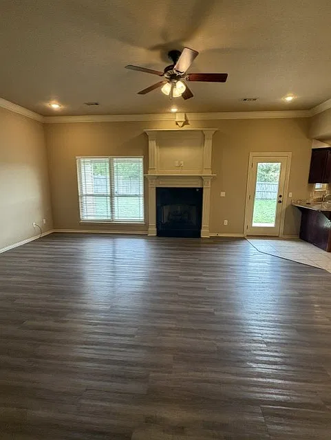3 bed, 1642 sqft, $1,750 — Photo 3