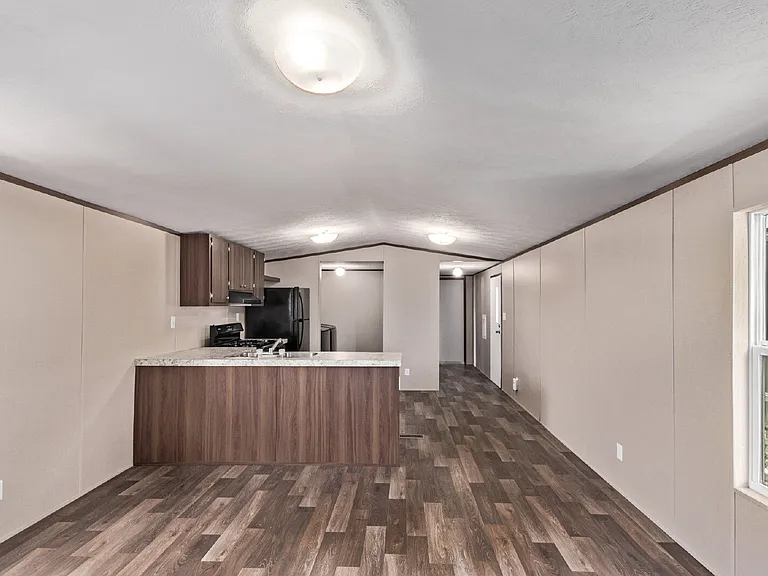 720 4th St #25 — Photo 6