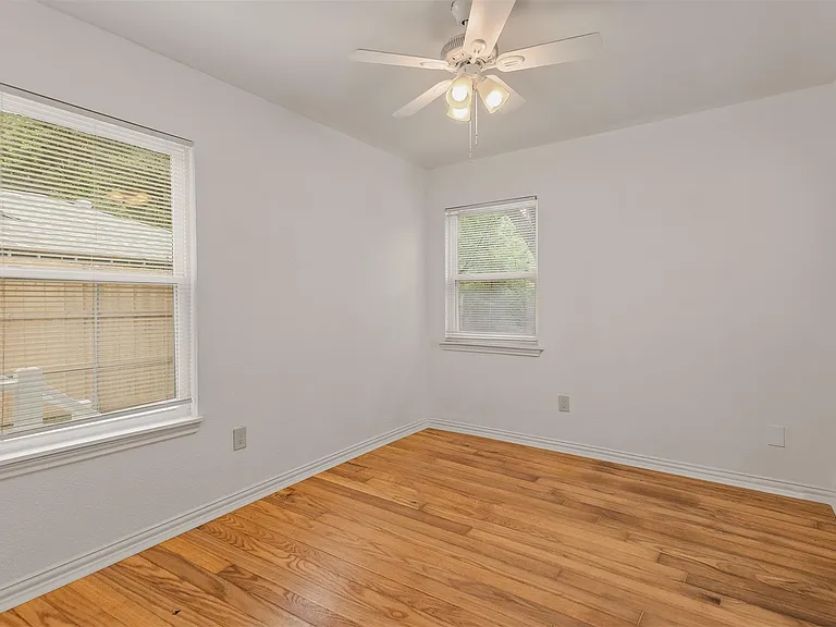 3004 Ballinger Dr — Photo 16