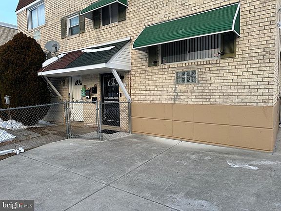 3rd image of 9405 Kirkwood Rd