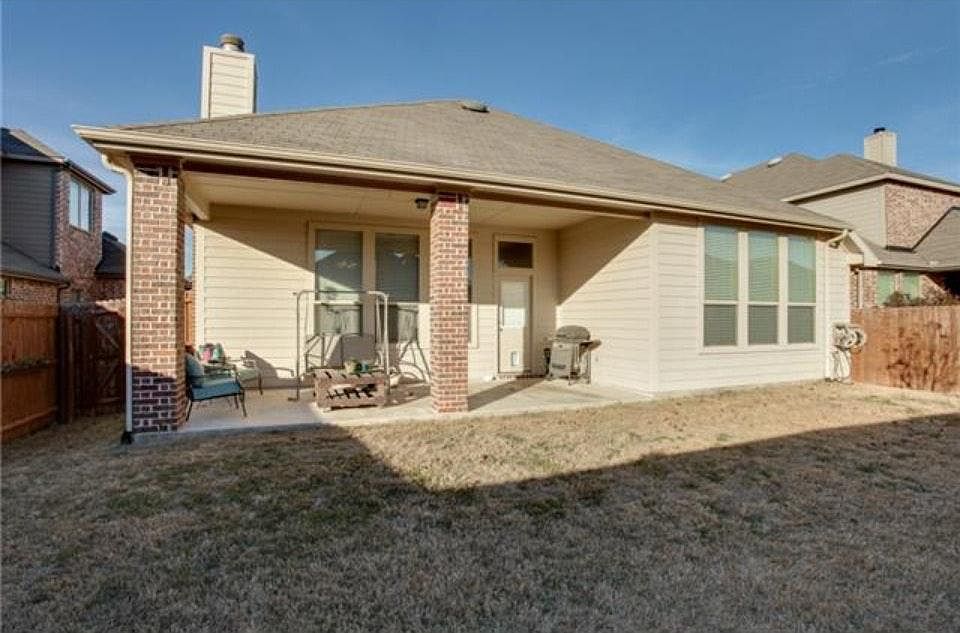 1st image of 1404 Cedarbird Dr