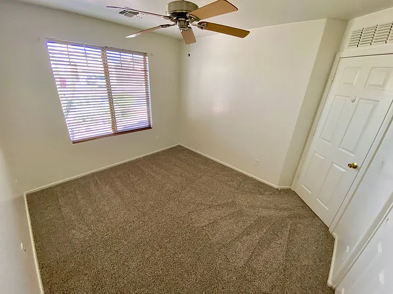 12537 W Redfield Rd — Photo 34