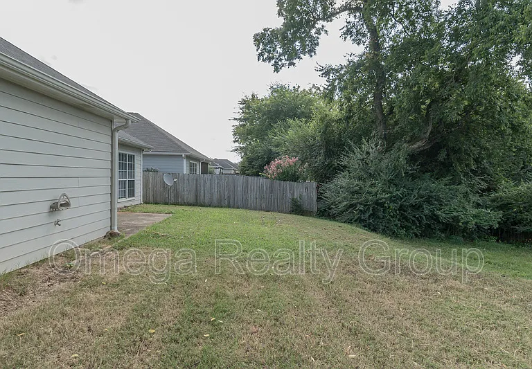 2022 Edgewood Dr — Photo 38