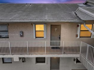 Rozland Condo, Miami, FL 33193