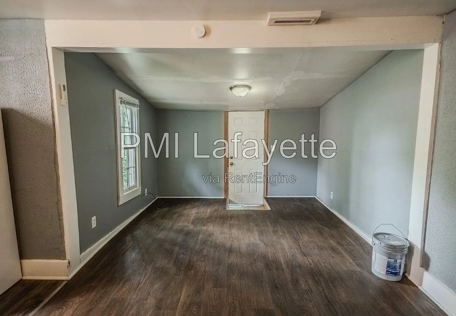 2 bed, 2.0 bath, 810 sqft, $1,049 — Photo 4