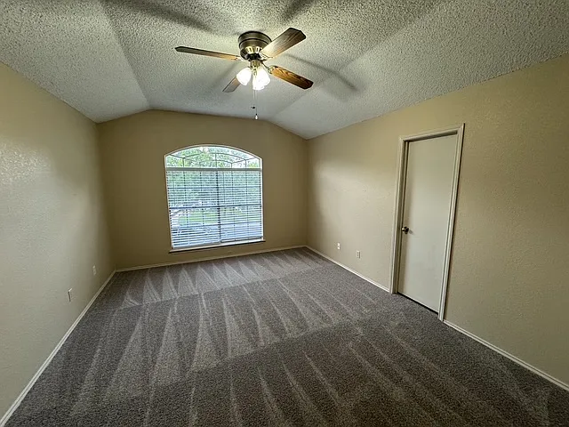 4236 Iriona Bnd — Photo 10