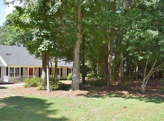 3rd image of 119 Bryanwood Dr