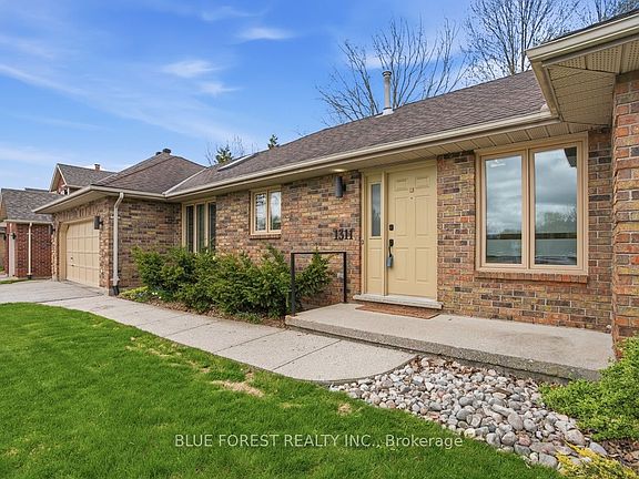 3rd image of 1311 Aldersbrook Rd