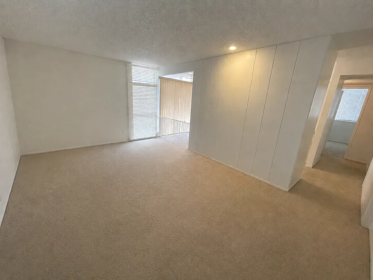 625 N 600 W #1 — Photo 1
