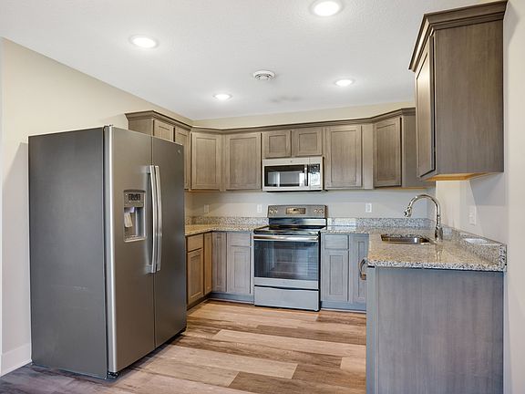 Very Nice GE "Slate" Colored Kitchen Appliances.