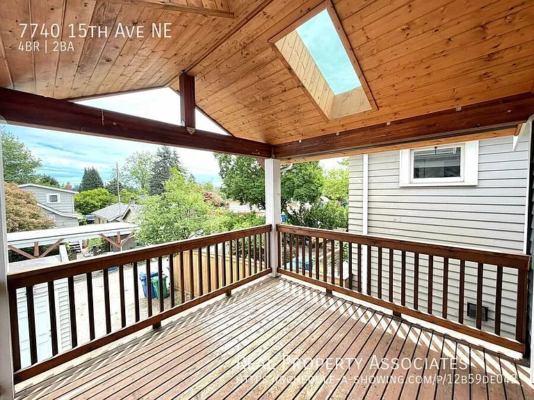 7740 15th Ave NE — Photo 17