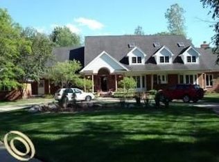 6451 Little Creek Rd, Rochester Hills, MI 48306