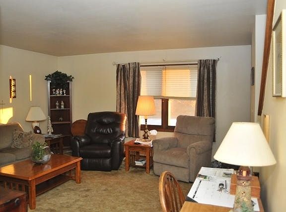 2nd image of 10218 W Beacon Hill Dr