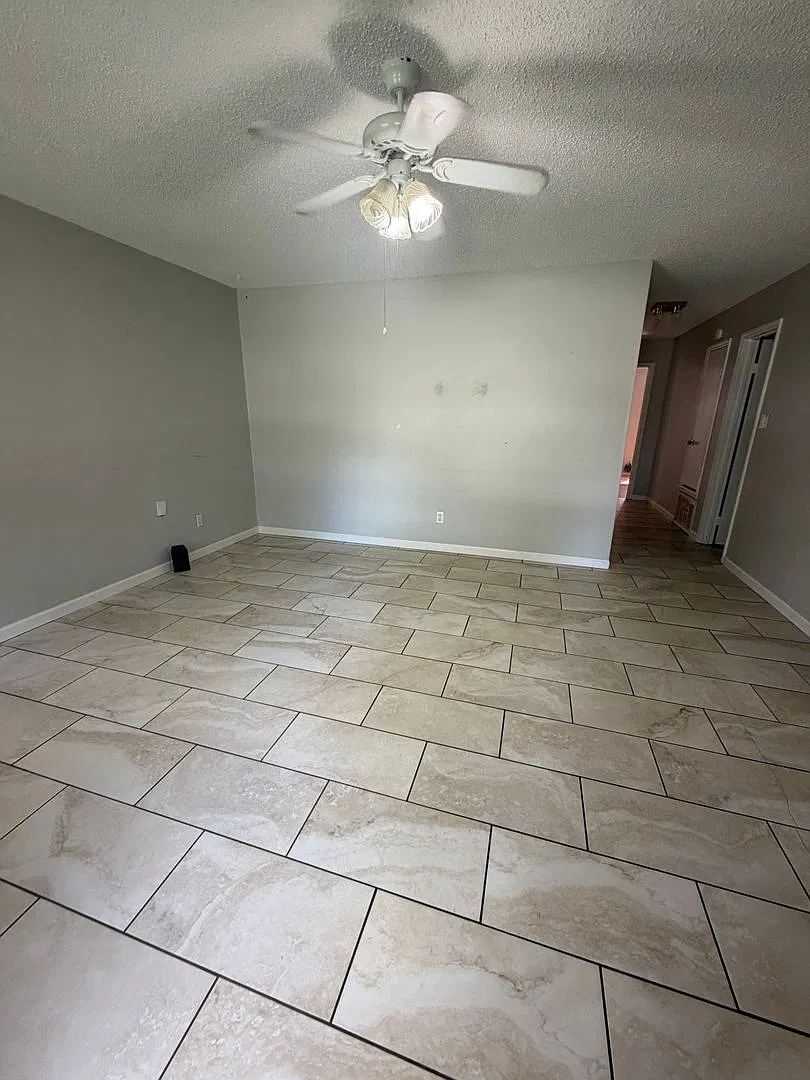 9004 Gary St. — Photo 2