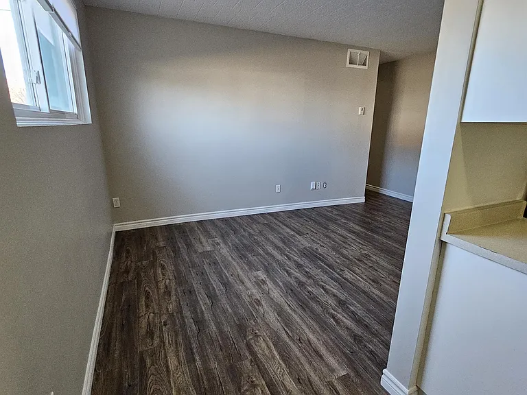 171 Willow Ave — Photo 26