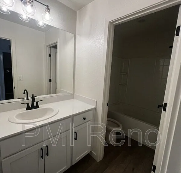 8880 Portia Dr — Photo 8