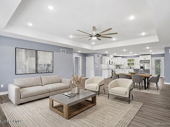 5th image of 213 Gavin Ln