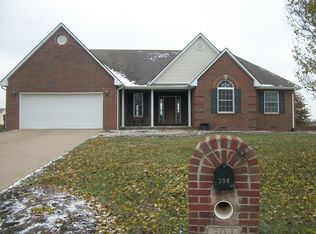 304 W Sunset Ridge Dr, Mount Sterling, KY 40353