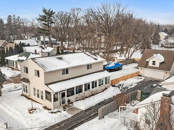 2nd image of 1961 9th St
