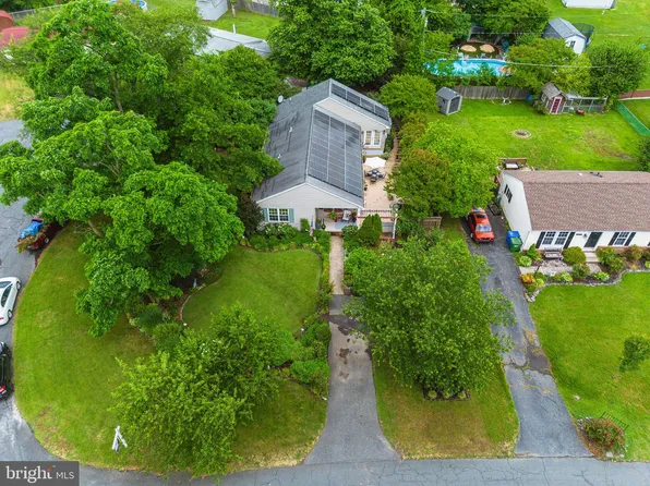 319 Crestwood Dr, Edgewood, MD 21040