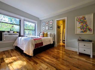 550 W Arlington Pl #9HK7GX53S, Chicago, IL 60614