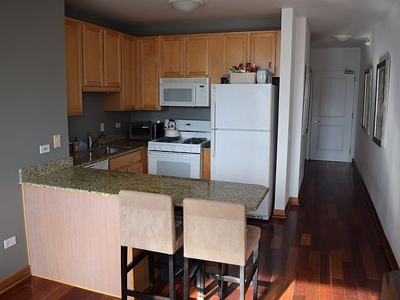 2nd image of 645 N Kingsbury St APT 1304