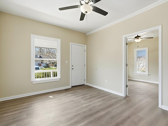 5th image of 1525 E Cairo Street