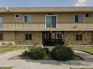 916 S Manhattan Pl #216, Los Angeles, CA 90019