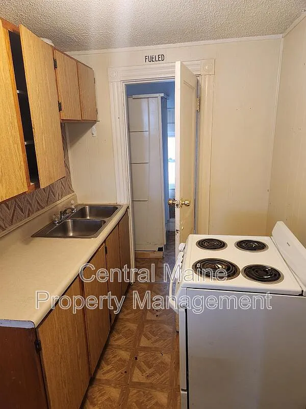 1 bed, 1.0 bath, $850 — Photo 1