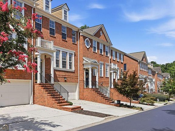 2nd image of 2475 Bridlewood Dr SE