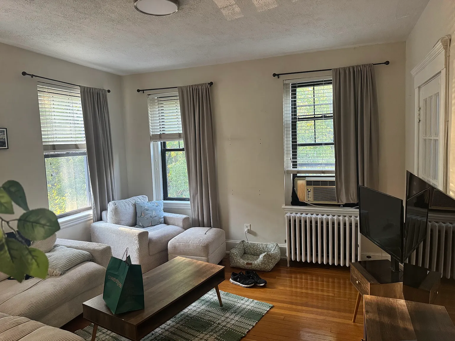 1 bed, 615 sqft, $2,850 — Photo 2