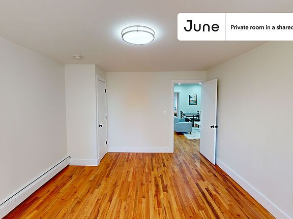 3rd image of 329 Pulaski St #C