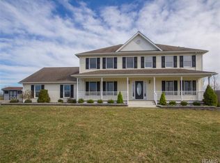 38 Paddock Dr, Pine Bush, NY 12566