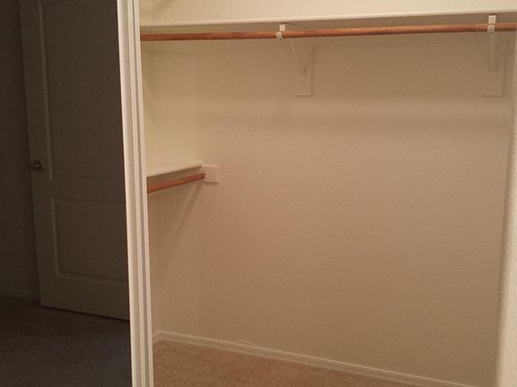 3rd image of 8084 W Beck Ln