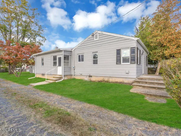 14 Mapletree Road, Toms River, NJ 08753