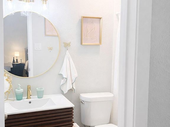 4th image of 5620 Live Oak St APT 201A