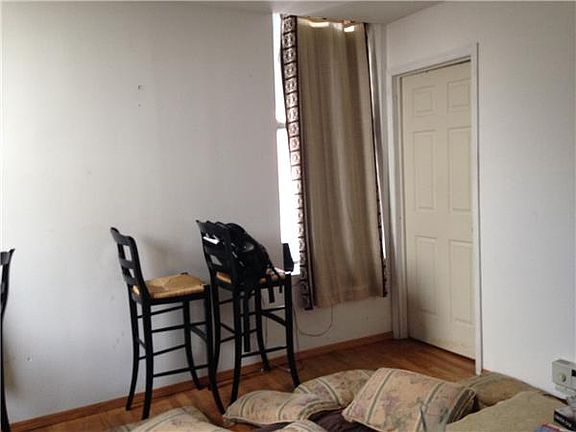 3rd image of 817 Manhattan Ave Ste 1